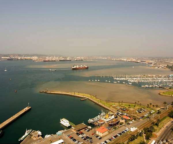 Hundreds battle wildfire threatening S. Africa naval base