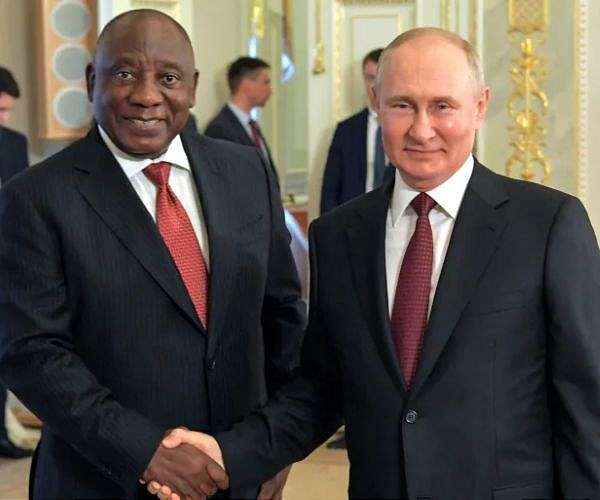 South Africa's Ramaphosa tells Putin Ukraine 'war must be settled'