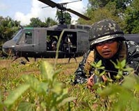 Philippine troops seize Islamic militant camp