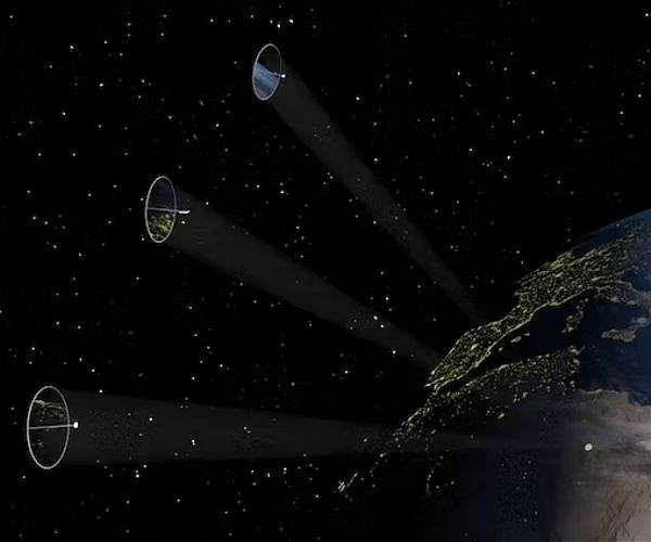 Reflectors in space could make solar farms on Earth work for longer every day
