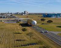 NASA ground, marine teams integral to moving SLS rocket to pad