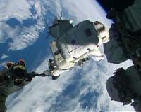 NASA astronauts get workout in marathon spacewalk