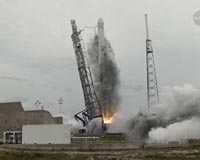 SpaceX to test 'eject-button' for astronauts
