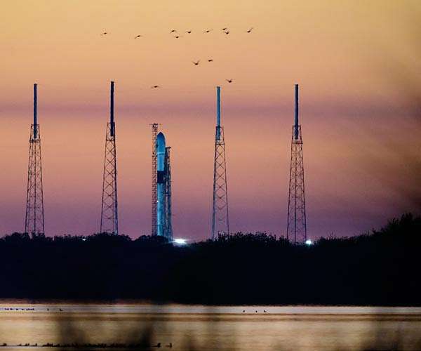 Momentus signs launch package with SpaceX