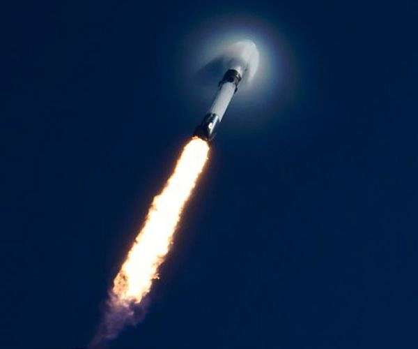Satellite launches set to average seven tons daily through 2033