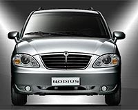 SKorean automaker delays payroll as sales slump