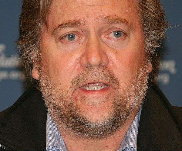 US arrests Chinese tycoon who backed Trump advisor Bannon