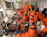 Discovery Gets New Valves - Crew Practices Simulated Liftoff
