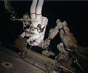 Atlantis astronauts complete second spacewalk