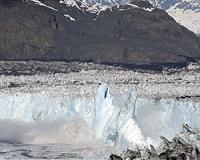 Backward-moving glacier helps scientists explain glacial earthquakes