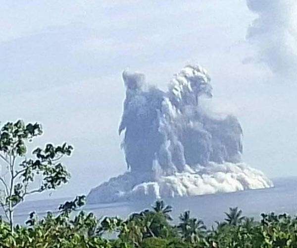 Disaster-hit Vanuatu hopes for 'historic' UN climate change resolution