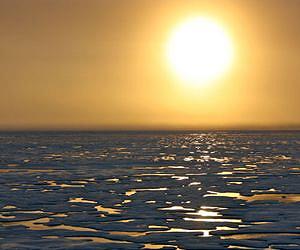 Targeting solar geoengineering to minimize risk and inequality