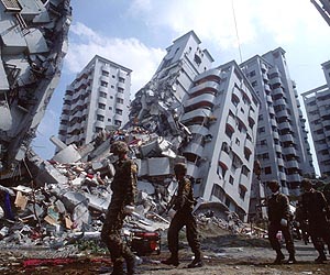 Taiwan to boost quake warning system with undersea facility
