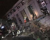 Taiwan quake toll rises to 15 as bodies pulled from rubble