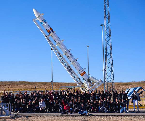PLD Space exhibits the first privately-developed Spanish rocket