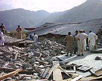 Seven Injured As New Aftershocks Jolt Quake-Battered Pakistan