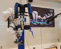 Exoskeleton to remote-control robot