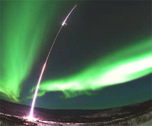 UNH scientists launch NASA rocket into Aurora