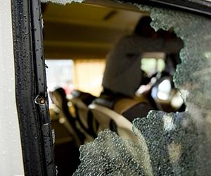 Tourists shot in Delhi bus attack