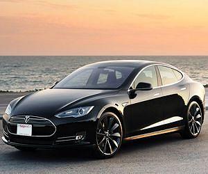 Tesla recalls Model S cars over problem weld