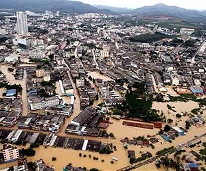 Bold action, big money needed to curb Asia floods
