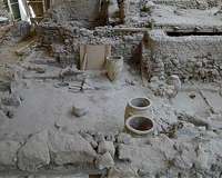 Dating the ancient Minoan eruption of Thera using tree rings