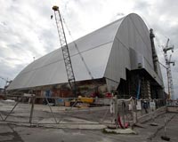 Fire in Chernobyl zone, Kiev says radiation levels safe