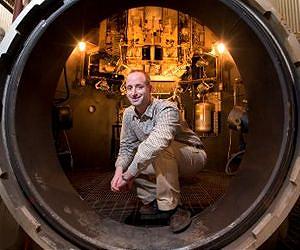 Moog Conducts More Than 7,900 Hot Fire Tests on 400 Engines in 2012