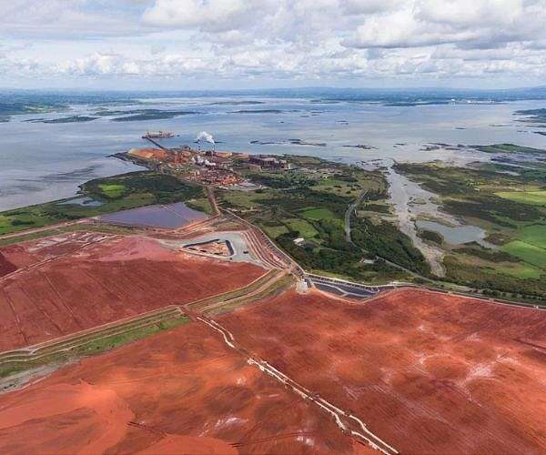 Green steel from toxic red mud