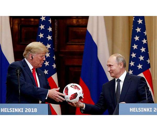 Putin backs Trump's proposal to halve defence spending