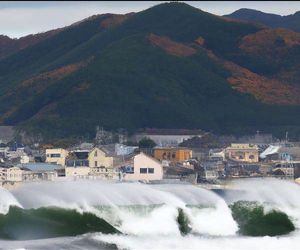 Creating a tsunami early warning system using artificial intelligence