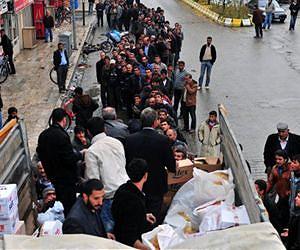 Looting in Turkey as quake survivors seethe over aid