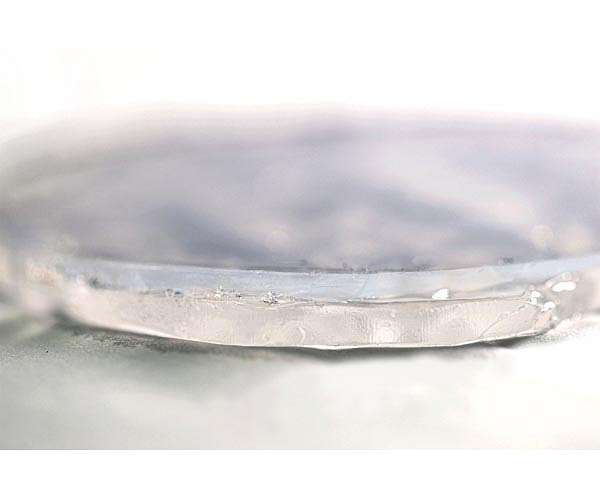 Power-free system harnesses evaporation to keep items cool