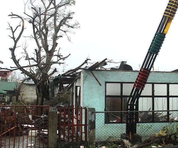 'I try to be strong': Filipino typhoon survivors on starting again