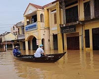 Ketsana death toll nears 400 as new typhoon brews