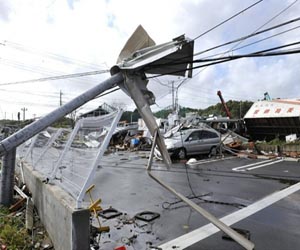 Japan launches gargantuan quake rescue effort