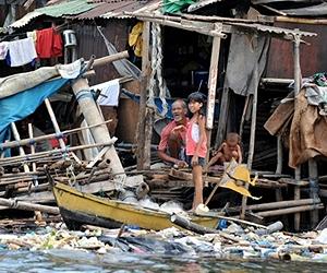 Fresh flood warning for Philippine disaster zone