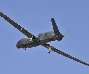 Raytheon continues Global Hawk ground support
