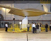 Lockheed Martin Debuts Revolutionary X-47B Pole Model Design