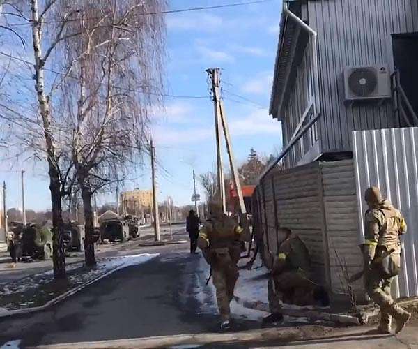 Urban warfare 'nightmare' looms if Russia enters Ukraine cities