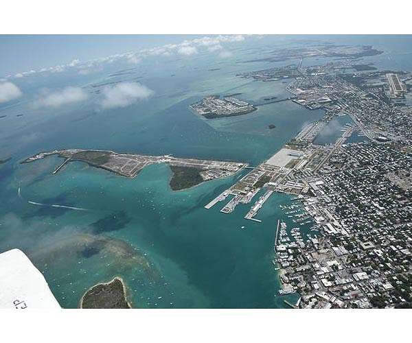 Cruise ships at center of dispute in Florida's idyllic Key West