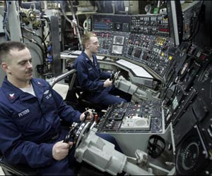 Raytheon Wins Navy GPS Positioning, Navigation and Timing Service Contract