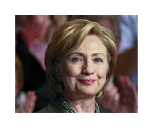 Clinton invites Russia to cooperate closely with NATO