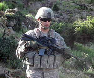 US soldier honored after long dispute over Afghan battle
