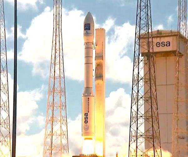 France boosts space surveillance with satellites launch