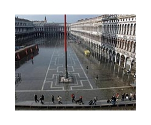 Venice hasn't stopped sinking after all