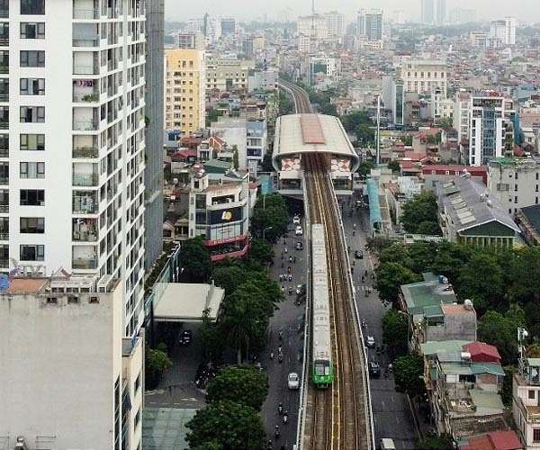 Vietnam's capital blanketed by toxic smog