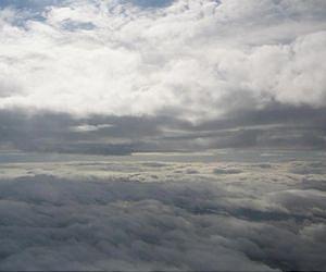 Atmospheric electricity affects cloud height