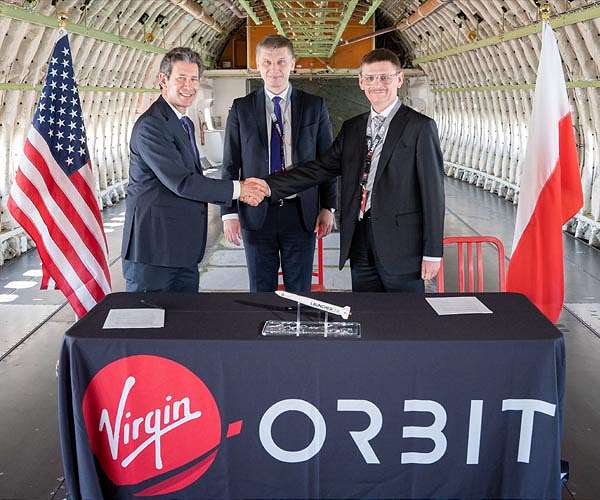 Poland signs with Virgin Orbit for domestic launch services