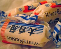 China pulls top candy off shelves as milk scandal deepens